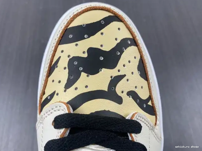 Rep DH6932-100 Jordan 1 the Air Year Tiger Low OG of 0425